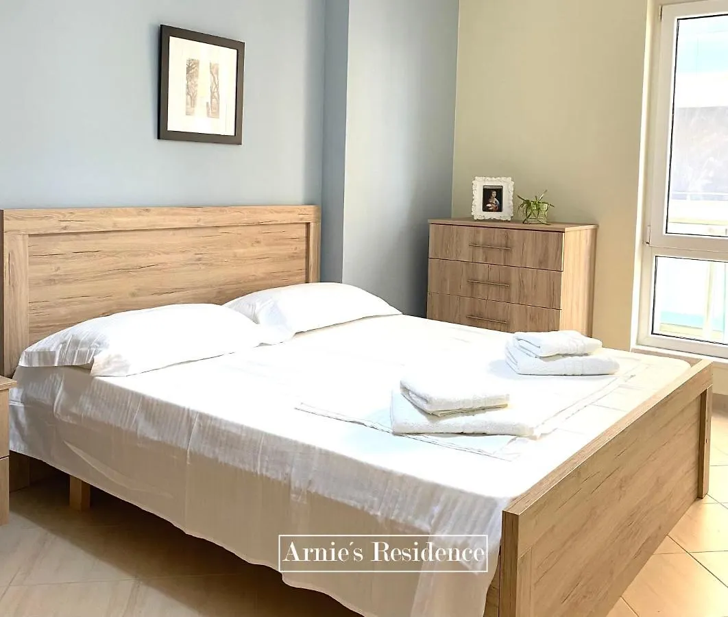 Arnie'S - Seaside Promenade Residence Vlorë Appartamento